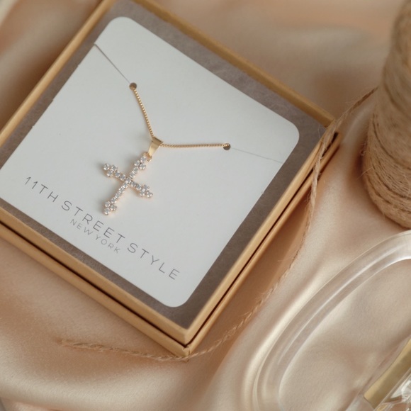 SoldOut11thStreet - Picture 3 of 7